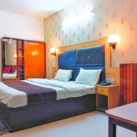 Hotel Gilbert Mountain View 마날리 외부 사진