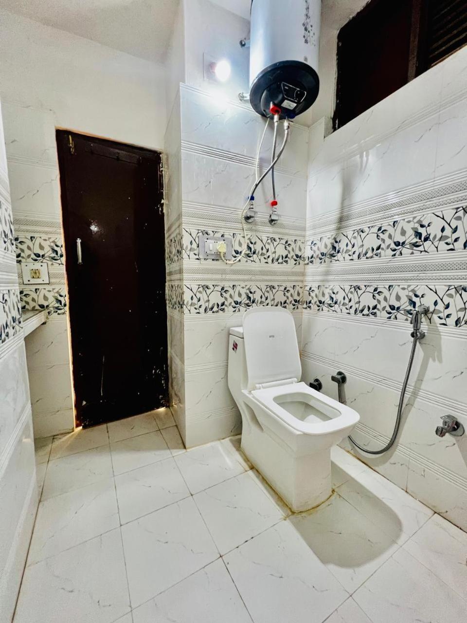 Hotel Gilbert Mountain View 마날리 외부 사진
