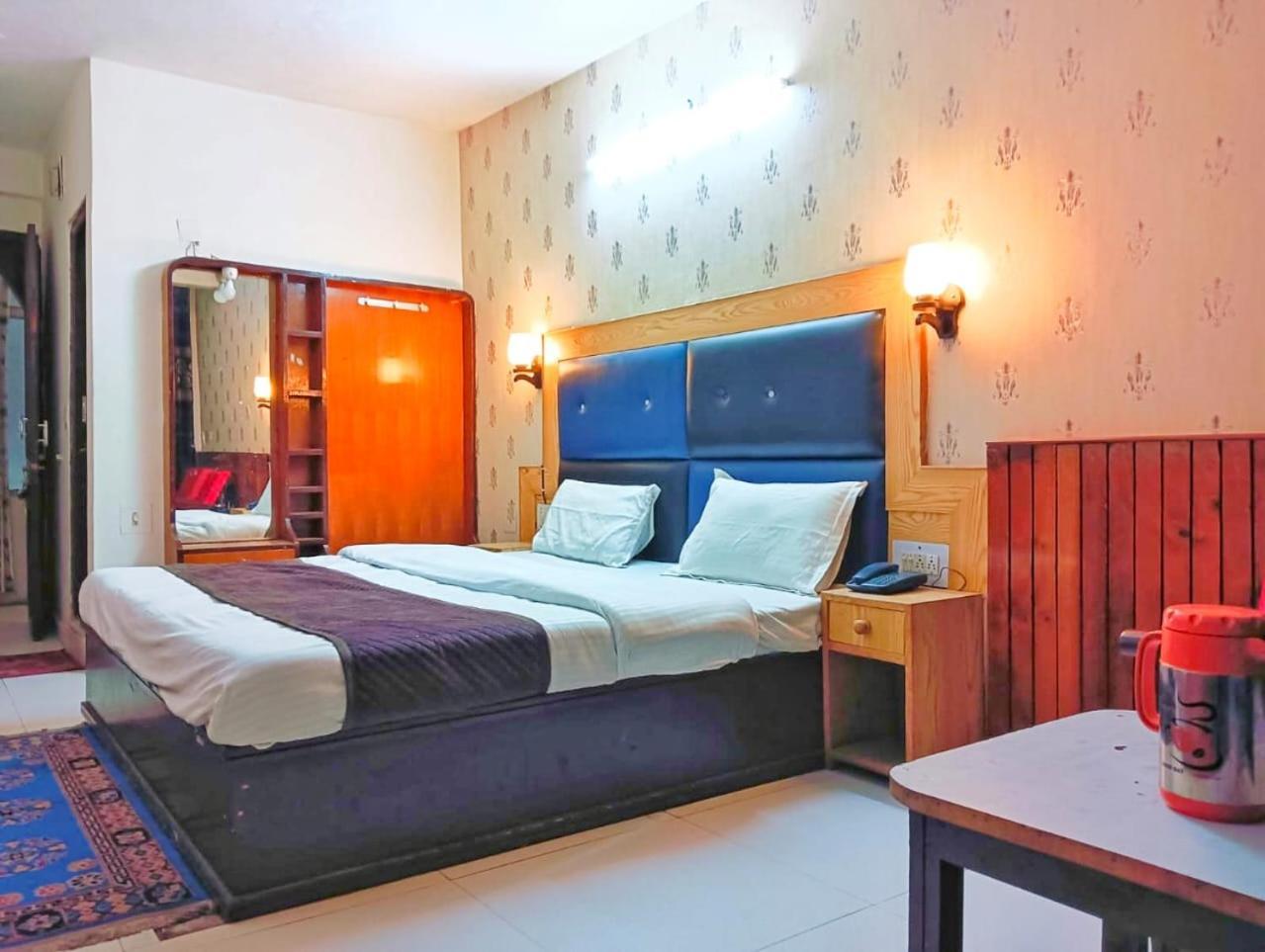 Hotel Gilbert Mountain View 마날리 외부 사진
